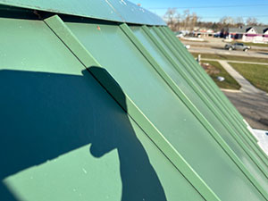 Standing Seam Metal Roof2